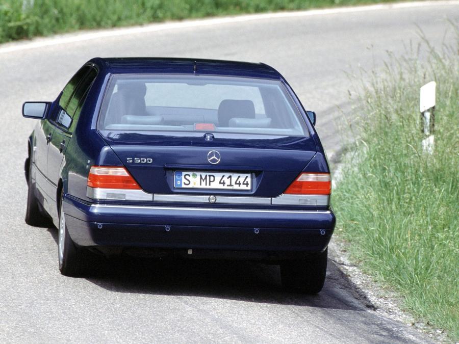  Mercedes-Benz S600 1993 года  (фото 8 из 9)